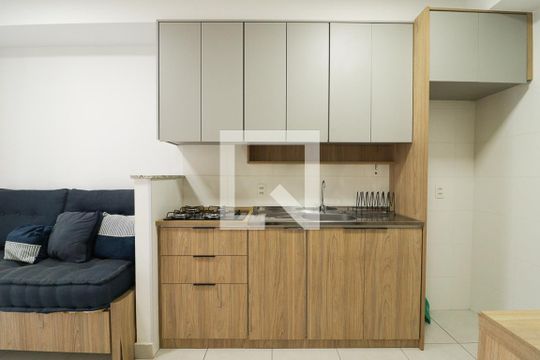 Sala/Cozinha/Área de Serviço de apartamento para alugar com 1 quarto, 28m² em Casa Verde, São Paulo