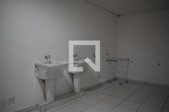 Área de Serviço de apartamento para alugar com 1 quarto, 51m² em Centro, Curitiba