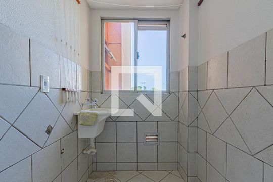 Área de Serviço de apartamento para alugar com 2 quartos, 60m² em Ipiranga, São José