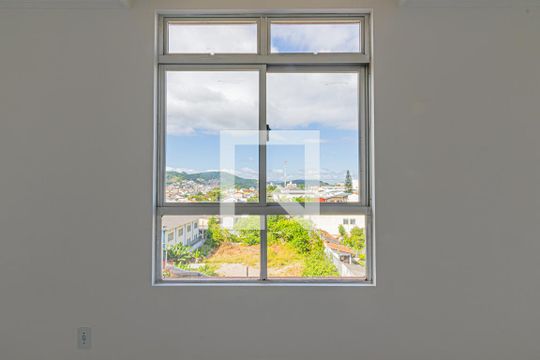 Sala de apartamento para alugar com 2 quartos, 60m² em Ipiranga, São José