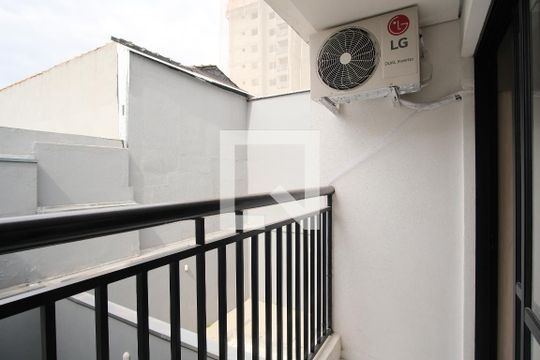 Varanda de kitnet/studio à venda com 1 quarto, 26m² em Tatuapé, São Paulo