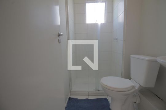 Banheiro de apartamento para alugar com 2 quartos, 48m² em Igara, Canoas
