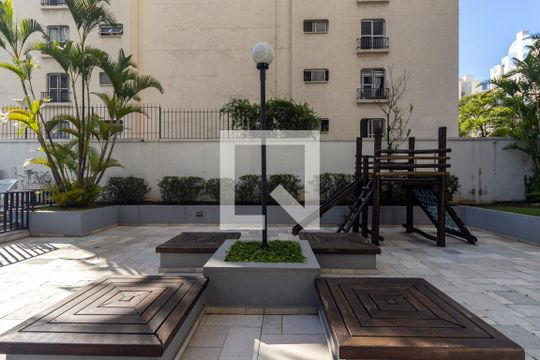 Área comum do prédio de apartamento à venda com 3 quartos, 110m² em Indianópolis, São Paulo