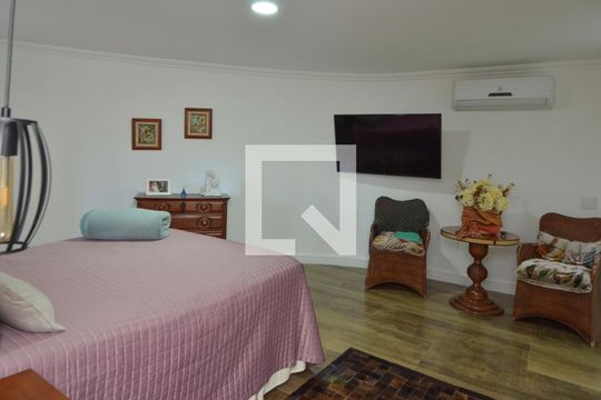 Suite 1 de casa de condomínio à venda com 5 quartos, 450m² em Vargem Pequena, Rio de Janeiro
