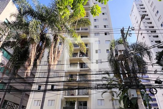 Fachada de apartamento à venda com 2 quartos, 61m² em Vila Olímpia, São Paulo