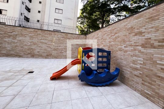 Playground de apartamento à venda com 2 quartos, 61m² em Vila Olímpia, São Paulo