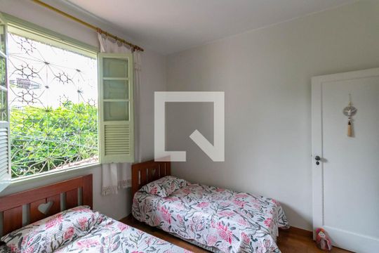 Quarto 1 de casa à venda com 4 quartos, 300m² em Serra, Belo Horizonte