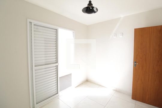 Quarto 1 de apartamento para alugar com 2 quartos, 67m² em Tibery, Uberlândia