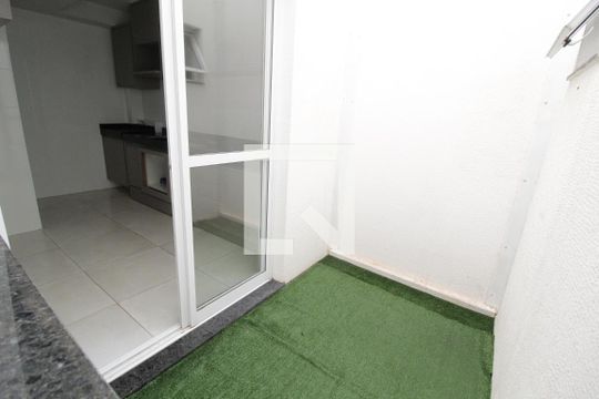 Jardim de apartamento para alugar com 2 quartos, 67m² em Tibery, Uberlândia