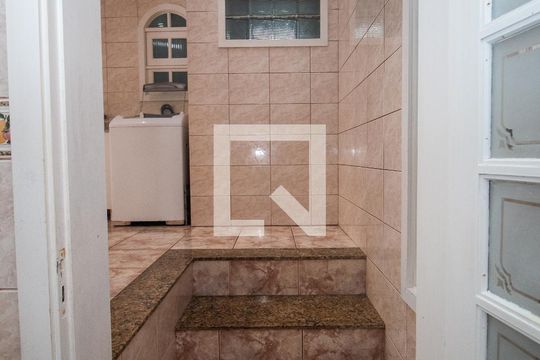Área de Serviço de casa à venda com 6 quartos, 450m² em Vila Nova, Porto Alegre