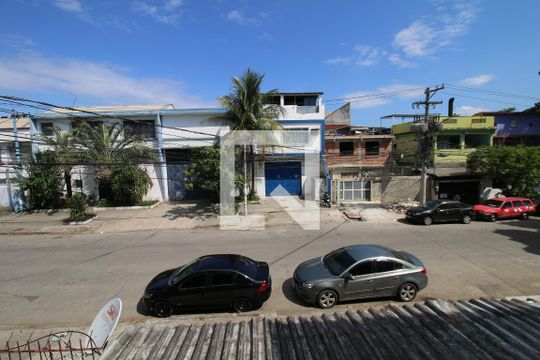 Vista da varanda de apartamento para alugar com 2 quartos, 52m² em Olaria, Rio de Janeiro