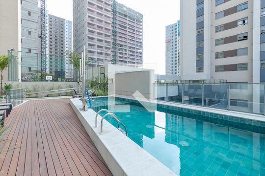 Piscina de kitnet/studio para alugar com 1 quarto, 25m² em Campo Belo, São Paulo
