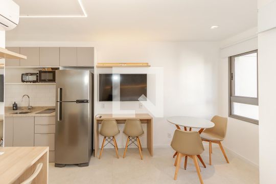 Studio de kitnet/studio para alugar com 1 quarto, 25m² em Campo Belo, São Paulo