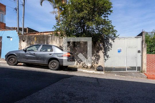 Fachada de casa à venda com 2 quartos, 250m² em Jardim Miriam, São Paulo