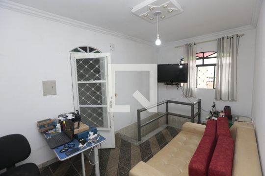 Sala de casa à venda com 2 quartos, 83m² em Diamante, Belo Horizonte