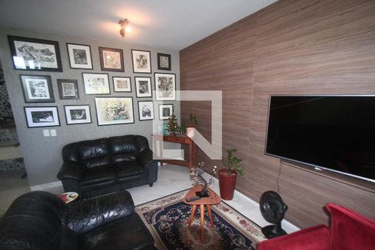 Sala de casa de condomínio à venda com 3 quartos, 250m² em Badu, Niterói
