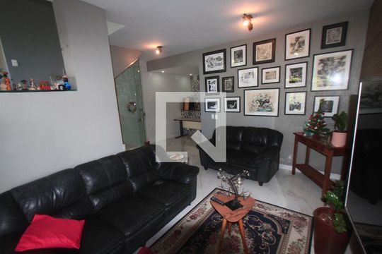 Sala de casa de condomínio à venda com 3 quartos, 250m² em Badu, Niterói