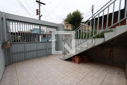 Garagem de casa à venda com 2 quartos, 173m² em Vila Alpina, São Paulo