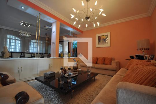 Sala de Estar de casa à venda com 5 quartos, 650m² em Jardim Guapira, São Paulo