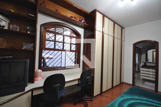 Suíte 3 de casa à venda com 5 quartos, 650m² em Jardim Guapira, São Paulo