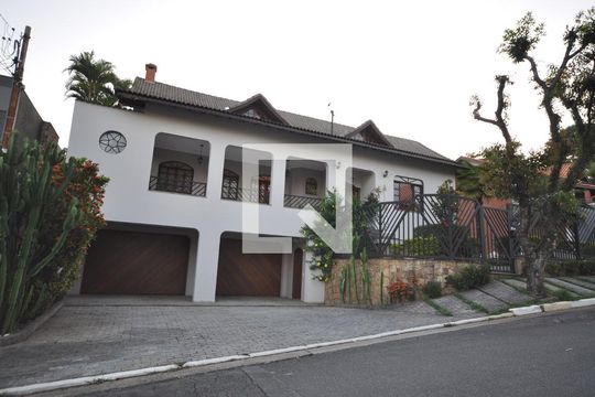 Fachada de casa à venda com 5 quartos, 650m² em Jardim Guapira, São Paulo