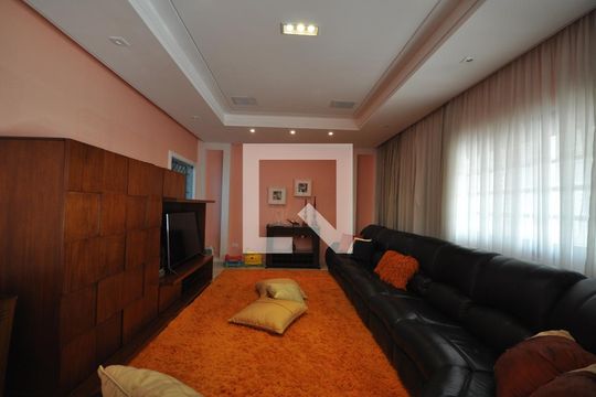 Sala de TV de casa à venda com 5 quartos, 650m² em Jardim Guapira, São Paulo