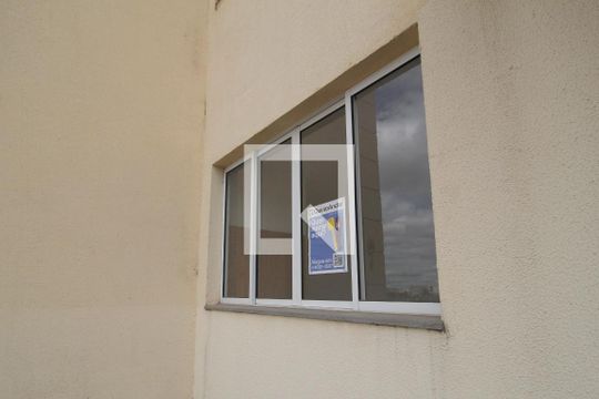 Janela da Sala de apartamento para alugar com 2 quartos, 48m² em Vila Aeroporto, Sorocaba