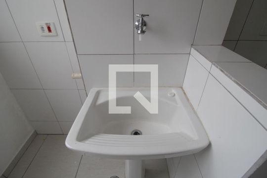 Área de Serviço de apartamento para alugar com 2 quartos, 48m² em Vila Aeroporto, Sorocaba