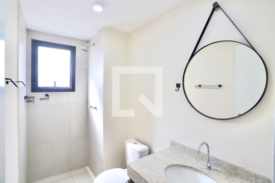 Banheiro de apartamento para alugar com 1 quarto, 40m² em Brás, São Paulo