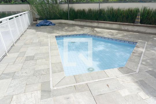 Área comum - Piscina de apartamento para alugar com 3 quartos, 80m² em Jardim Paulista, São Paulo