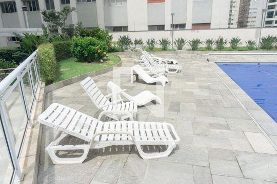 Área comum - Piscina de apartamento para alugar com 3 quartos, 80m² em Jardim Paulista, São Paulo