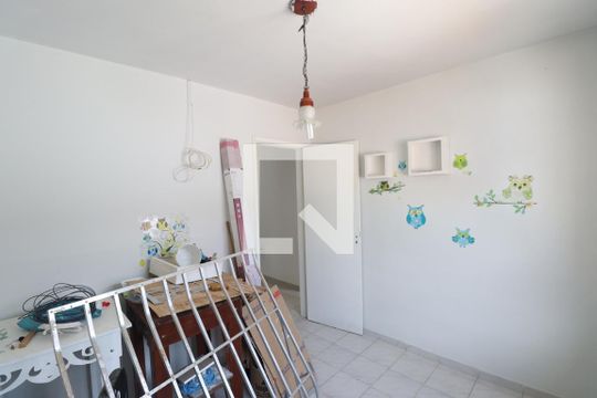 Quarto 2 de casa de condomínio para alugar com 3 quartos, 97m² em Rio do Ouro, São Gonçalo