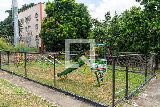 Área externa - Parquinho de apartamento para alugar com 2 quartos, 65m² em Taquara, Rio de Janeiro