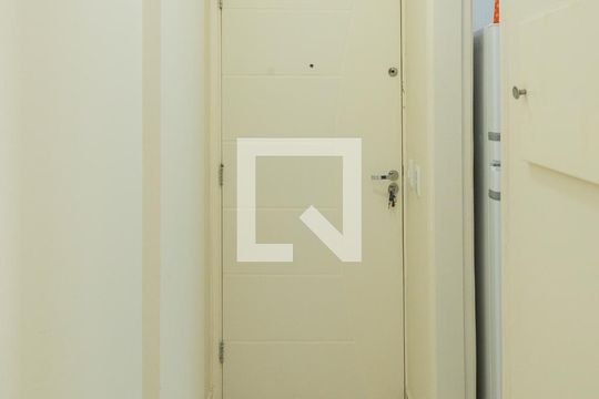 Entrada  de apartamento à venda com 2 quartos, 56m² em Vila Rica, São Bernardo do Campo