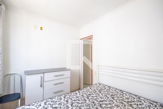Quarto 1 de apartamento à venda com 2 quartos, 41m² em Vila Yolanda, Osasco