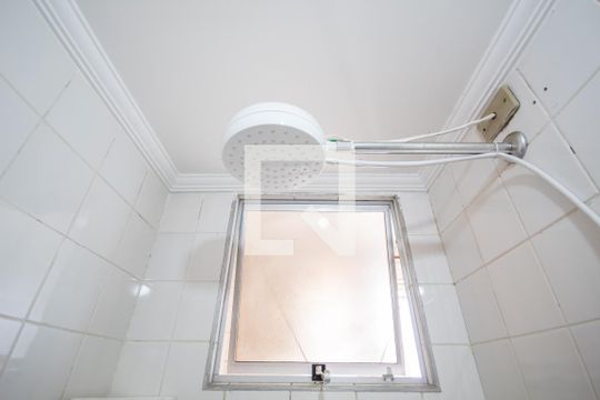 Banheiro de apartamento à venda com 2 quartos, 41m² em Vila Yolanda, Osasco