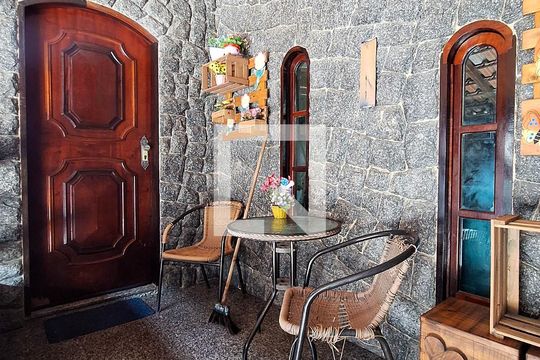 Varanda de casa à venda com 3 quartos, 300m² em Fonseca, Niterói