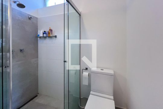 Banheiro da Suíte 1 de apartamento à venda com 3 quartos, 125m² em Itaim Bibi, São Paulo