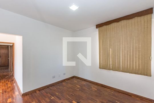 Apartamento para alugar com 3 quartos, 120m² em Prado, Belo Horizonte