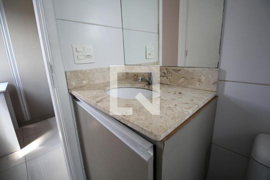 Banheiro da Suite 1 de apartamento à venda com 4 quartos, 55m² em Liberdade, São Paulo