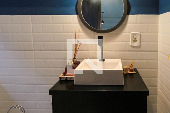 Lavabo de casa de condomínio à venda com 3 quartos, 105m² em Chácara Belenzinho, São Paulo