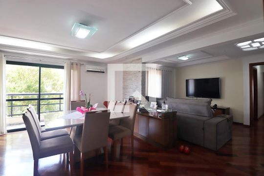 Apartamento à venda com 3 quartos, 143m² em Vila Guiomar, Santo André
