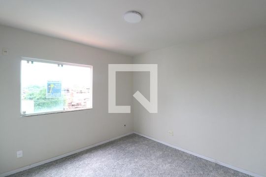 Quarto 1 de apartamento para alugar com 2 quartos, 52m² em Galo Branco, São Gonçalo