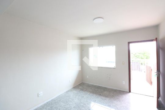 Sala de apartamento para alugar com 2 quartos, 52m² em Galo Branco, São Gonçalo