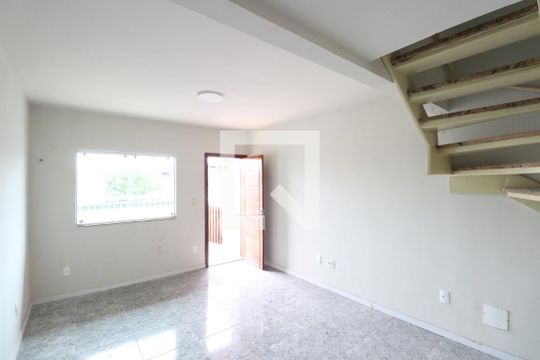 Sala de apartamento para alugar com 2 quartos, 52m² em Galo Branco, São Gonçalo