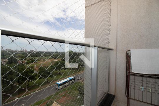 Sacada de apartamento à venda com 2 quartos, 54m² em Samambaia Norte (samambaia), Brasília