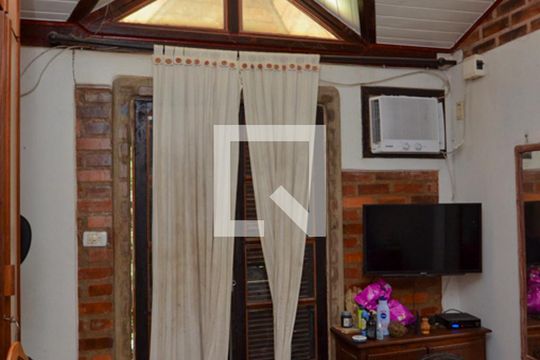 Suite de casa de condomínio à venda com 2 quartos, 80m² em Vargem Grande, Rio de Janeiro
