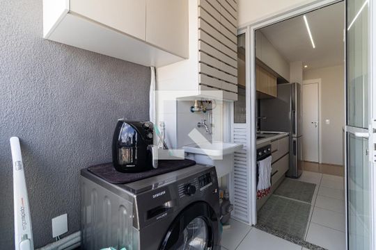Lavanderia de apartamento para alugar com 2 quartos, 55m² em Vila Dom Pedro I, São Paulo