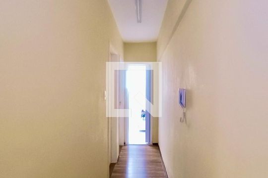 Corredor de apartamento à venda com 3 quartos, 75m² em Jardim Botânico, Rio de Janeiro