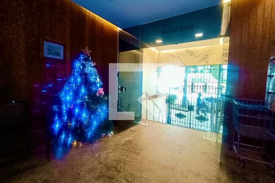 Portaria  de apartamento à venda com 3 quartos, 75m² em Jardim Botânico, Rio de Janeiro